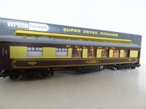 Wrenn W6002 Aries Pullman Brown/Cream Coach - BT - Basic Lining